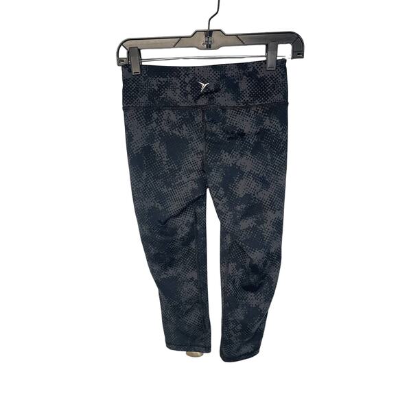 Old Navy Active black gray patterned capri stretch leggings women's size small - Picture 2 of 3